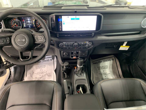 2025 Jeep Gladiator High Tide