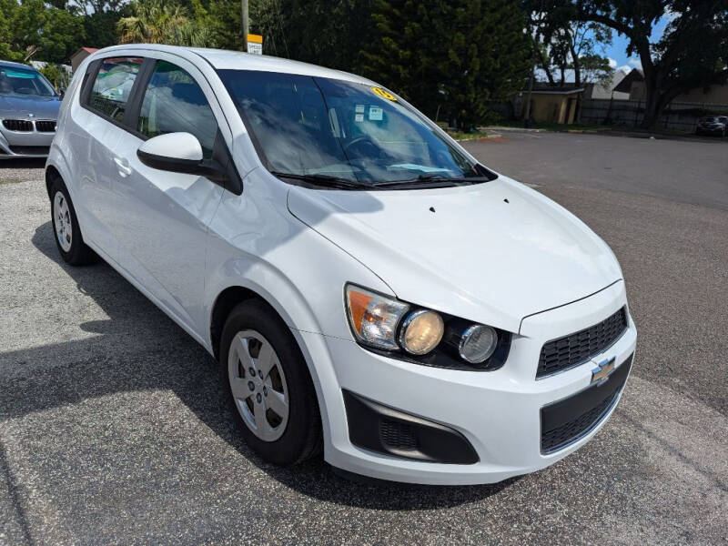 2015 Chevrolet Sonic LS photo 7