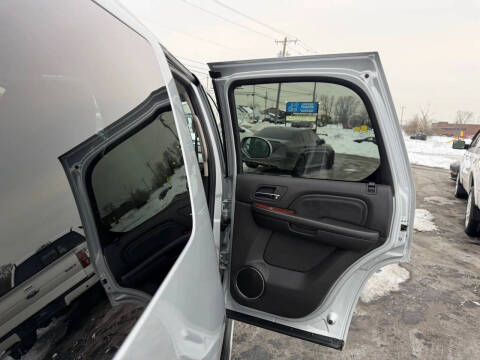 2012 Cadillac Escalade Luxury