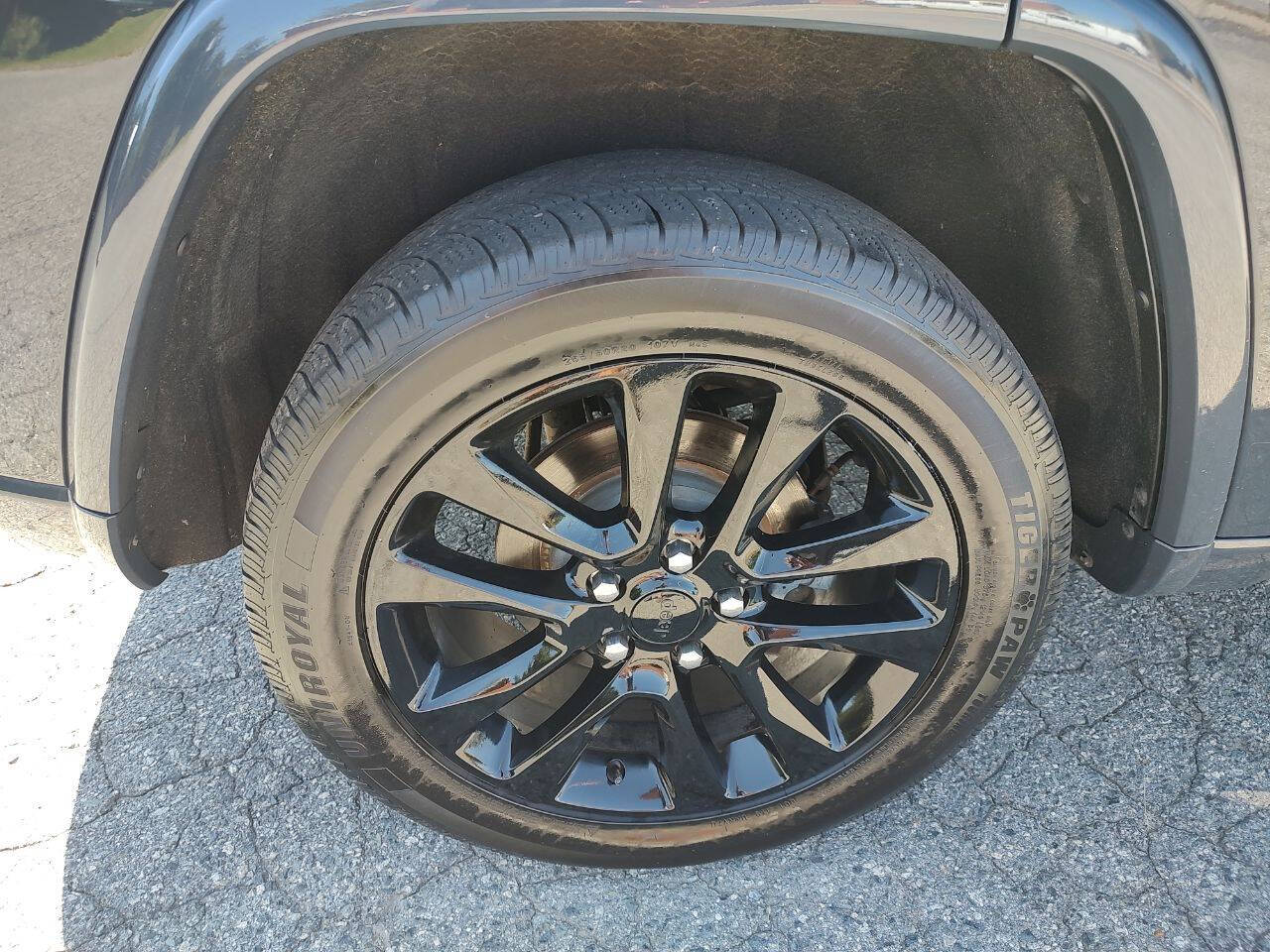 JeepGrand Cherokee12