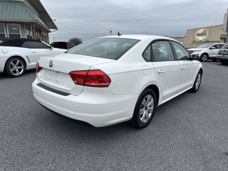 2013 Volkswagen Passat S