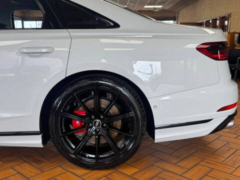 2023 Audi S8 4.0T quattro