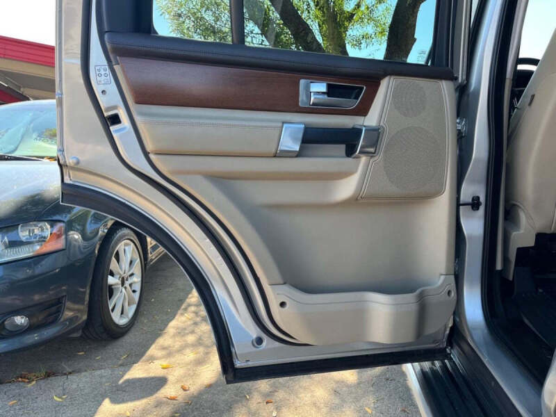 2016 Land Rover LR4 HSE LUX