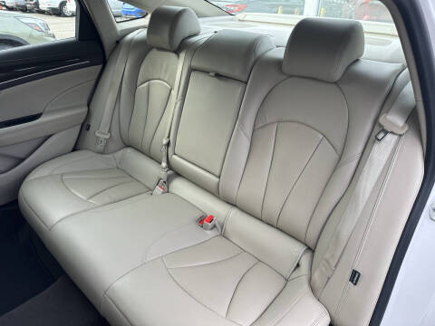 2017 Buick LaCrosse Premium