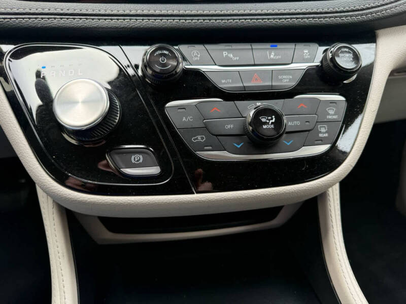 2024 Chrysler Pacifica Limited