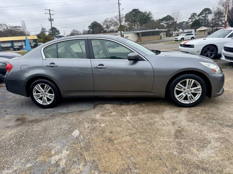 2011 Infiniti G37 Sedan x