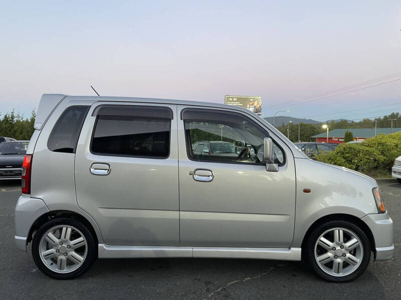 2001 Suzuki Solio