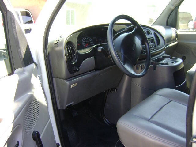 2001 Ford E-Series E-350 SD