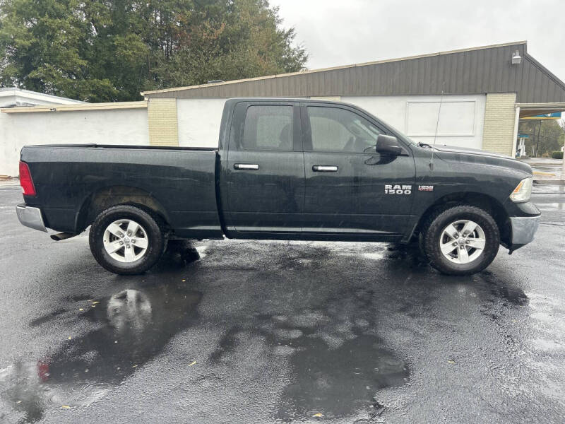 2016 RAM 1500 SLT