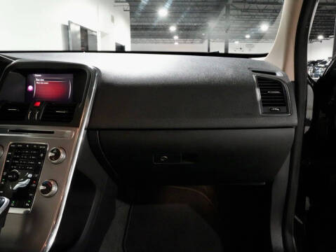 2017 Volvo XC60 T5 Dynamic