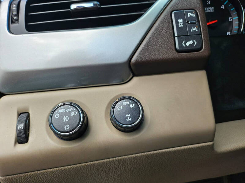 2016 Chevrolet Suburban LT