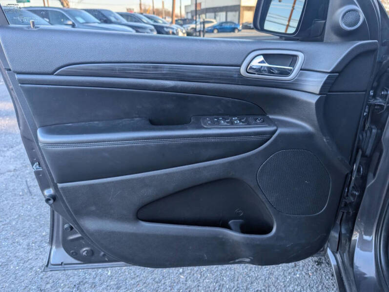 2020 Jeep Grand Cherokee Altitude