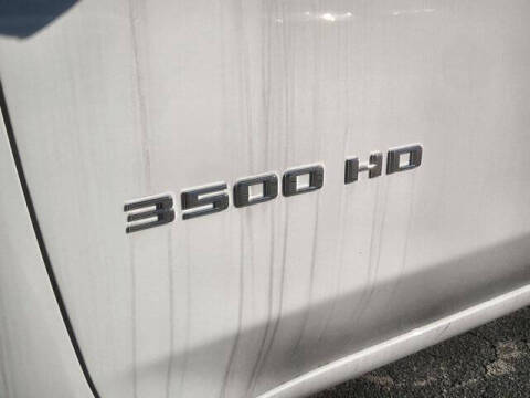 2024 Chevrolet Silverado 3500HD CC Work Truck