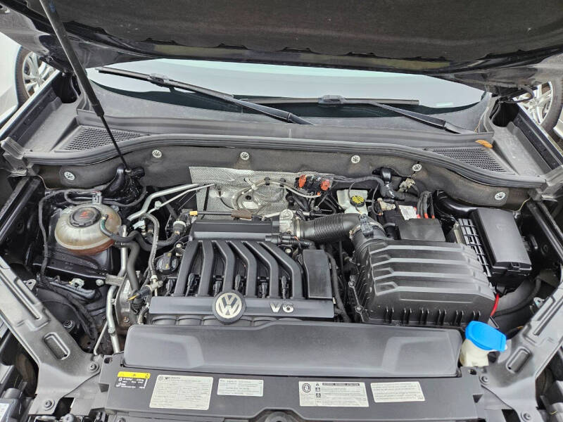 2020 Volkswagen Atlas Cross Sport V6 SEL Premium R-Line 4Motion