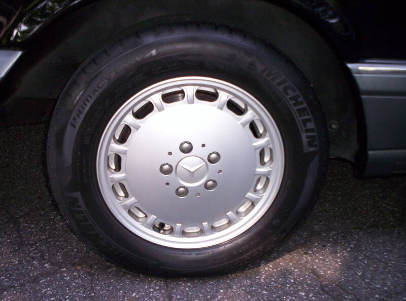 1991 Mercedes-Benz 560-Class 560 SEC