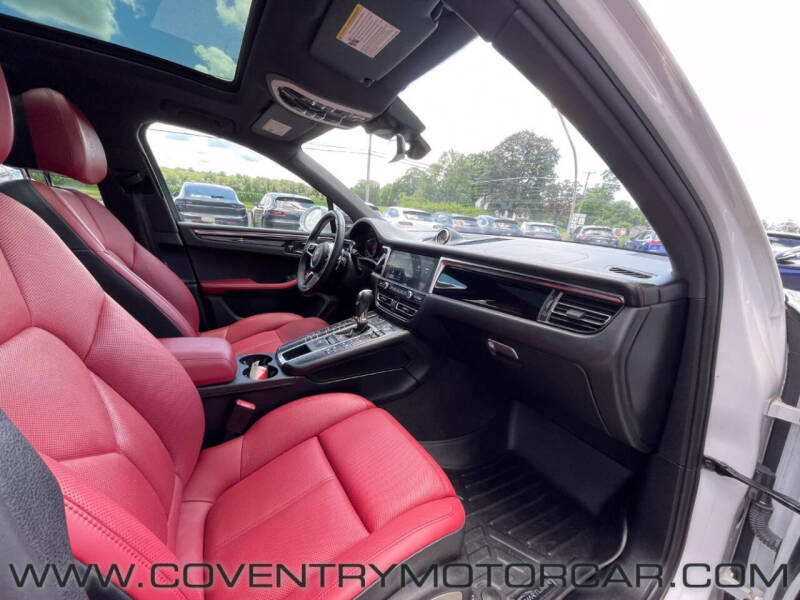 2020 Porsche Macan S