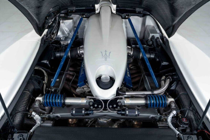 2005 Maserati MC12