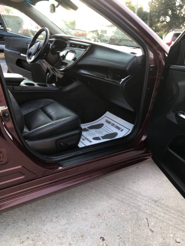 2017 Toyota Avalon XLE