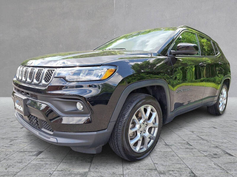 2023 Jeep Compass Latitude Lux
