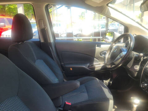 2018 Nissan Versa Note SV