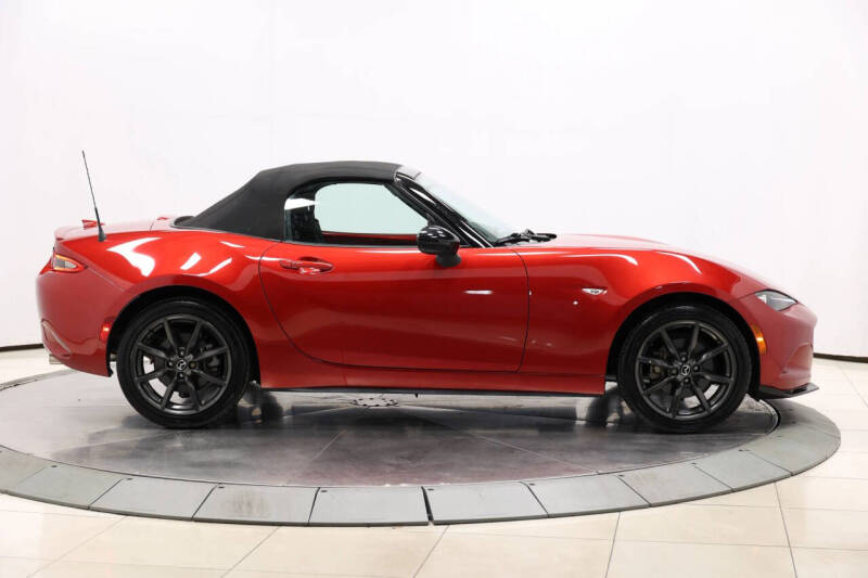 2016 Mazda MX-5 Miata Club