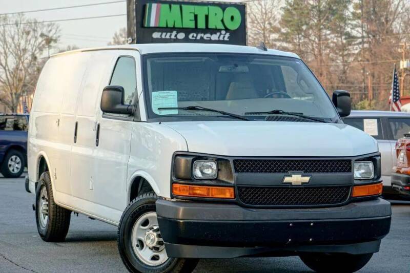 2017 Chevrolet Express for sale at Metro Auto Credit in Smyrna GA