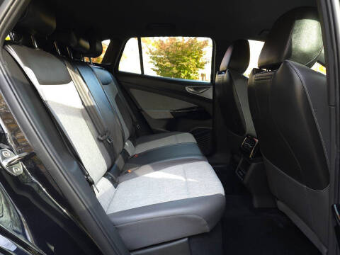 2023 Volkswagen ID.4 Pro