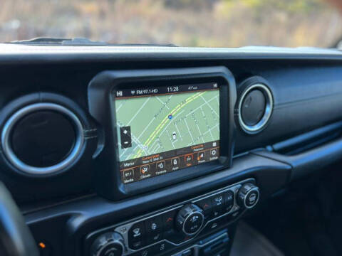 2022 Jeep Gladiator Overland