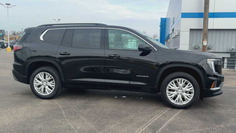 2025 GMC Acadia Elevation