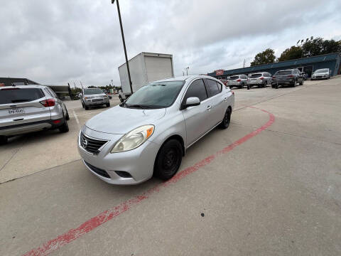 2014 Nissan Versa 1.6 S