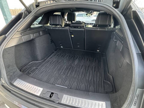 2018 Land Rover Range Rover Velar P250 R-Dynamic SE