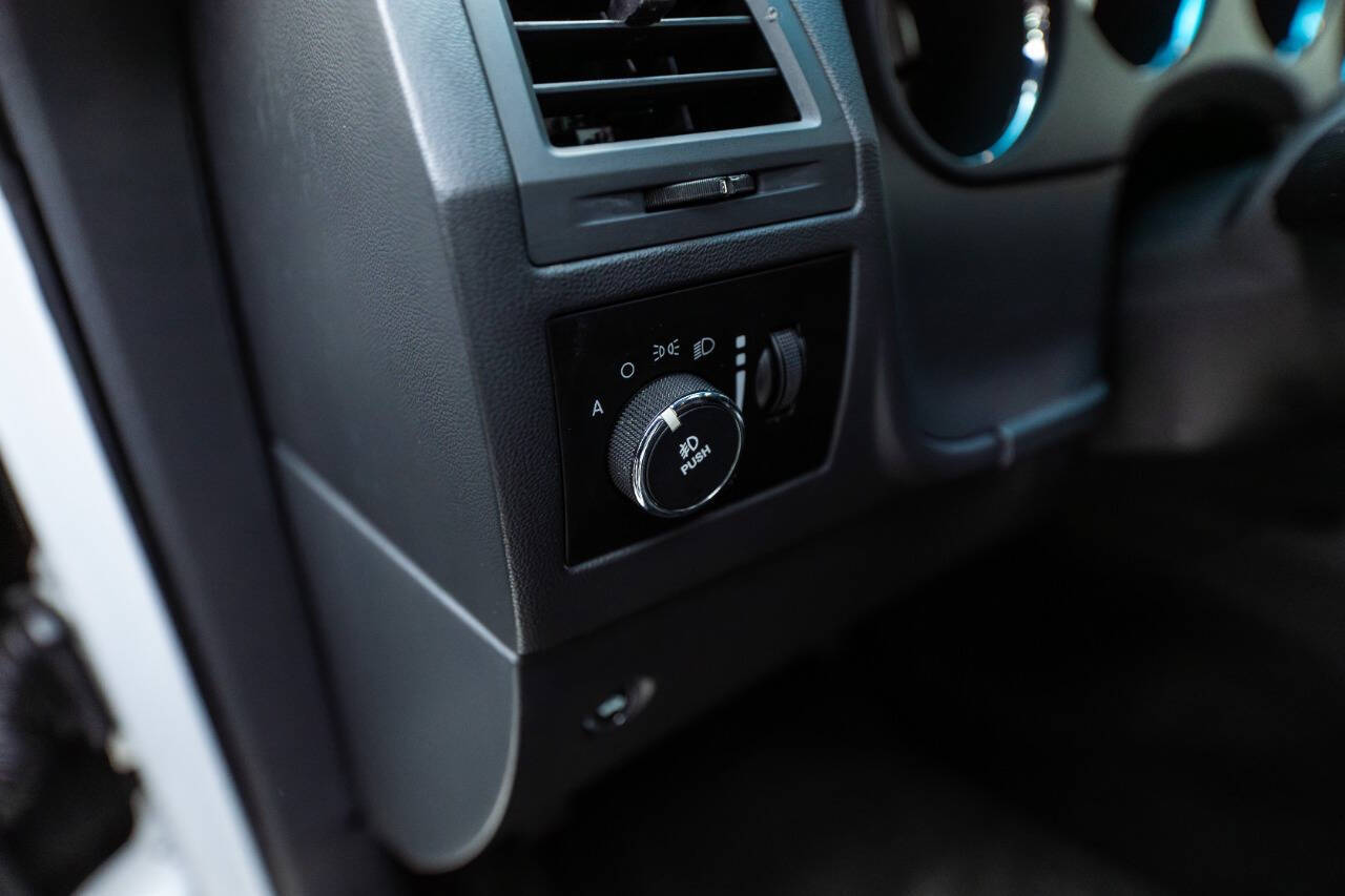 2012 Dodge Challenger 105