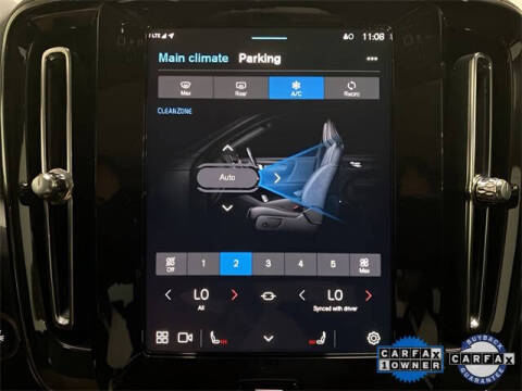 2025 Volvo XC40 B5 Plus Bright Theme