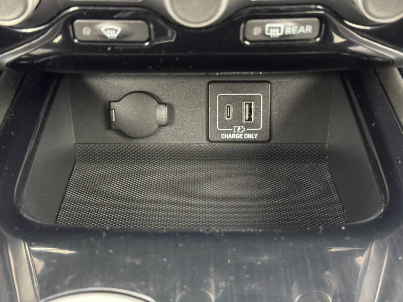 2020 Nissan Pathfinder S