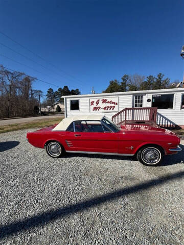 1966 Ford Mustang convertible V8