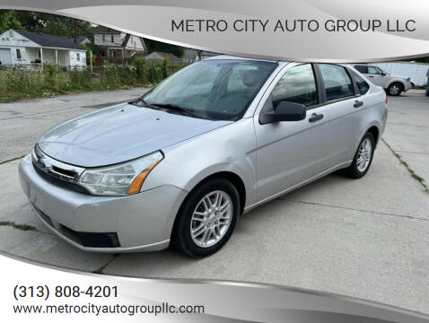 2009 Ford Focus for sale at METRO CITY AUTO GROUP LLC in Lincoln Park MI