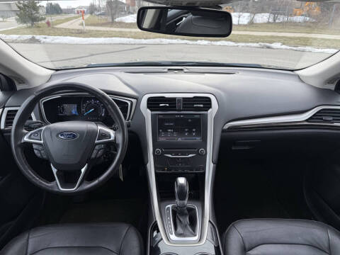 2014 Ford Fusion SE