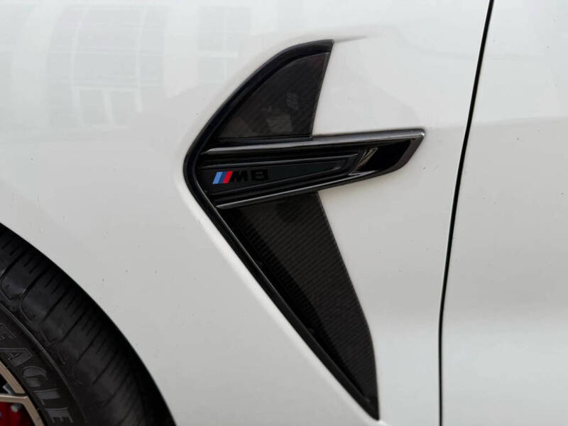 2022 BMW M8 Competition