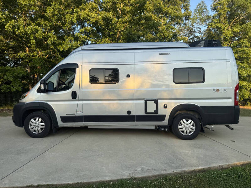 2022 Winnebago Solis 59PX
