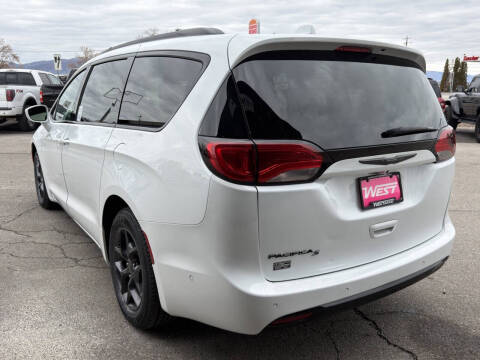2019 Chrysler Pacifica Touring L Plus