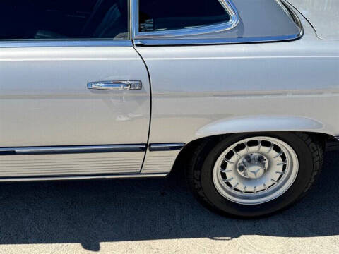 1984 Mercedes-Benz 380-Class 380 SL