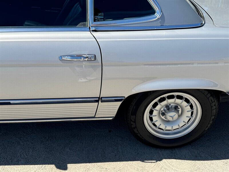 1984 Mercedes-Benz 380-Class 380 SL