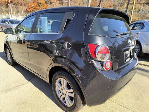 2013 Chevrolet Sonic LT Auto