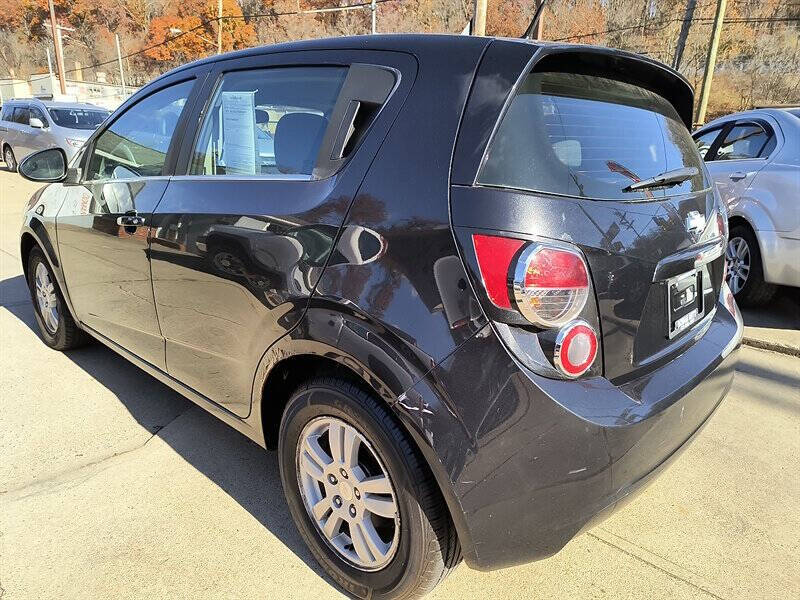 2013 Chevrolet Sonic LT Auto