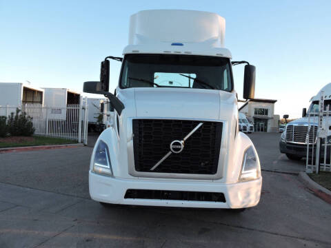 2020 Volvo VNR for sale at Camarena Auto Inc in Grand Prairie TX