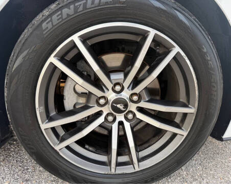 2017 Ford Mustang EcoBoost Premium