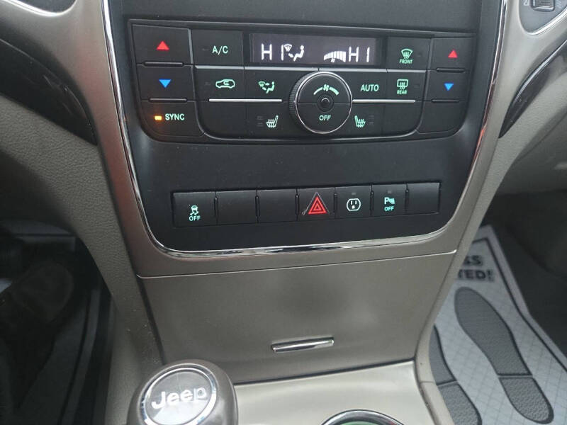 2013 Jeep Grand Cherokee Laredo