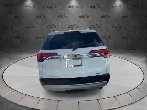 2017 GMC Acadia SLE-2