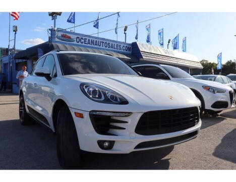 2017 Porsche Macan