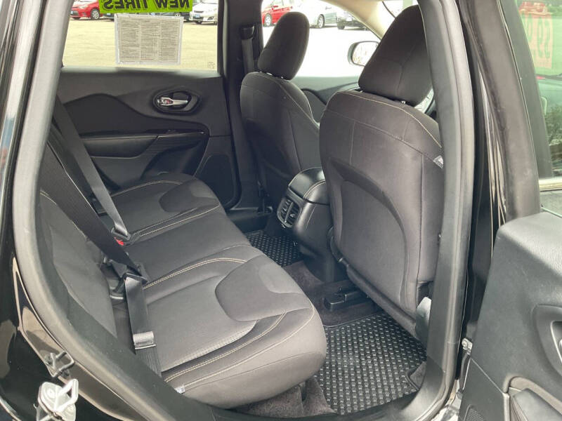 2017 Jeep Cherokee Latitude
